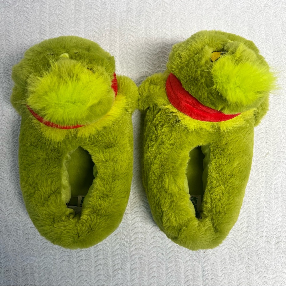 grinch / green fuzzy slippers size 7-8